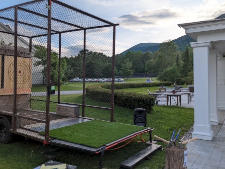 axe throwing cage outside